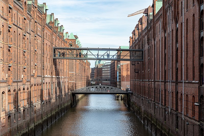 File:Hamburg, Speicherstadt, Block D+L -- 2023 -- 6577.jpg