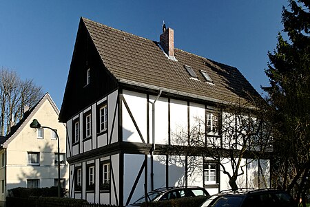 Haus Am Tannenwaeldchen 4 in Duesseldorf Derendorf, von Westen