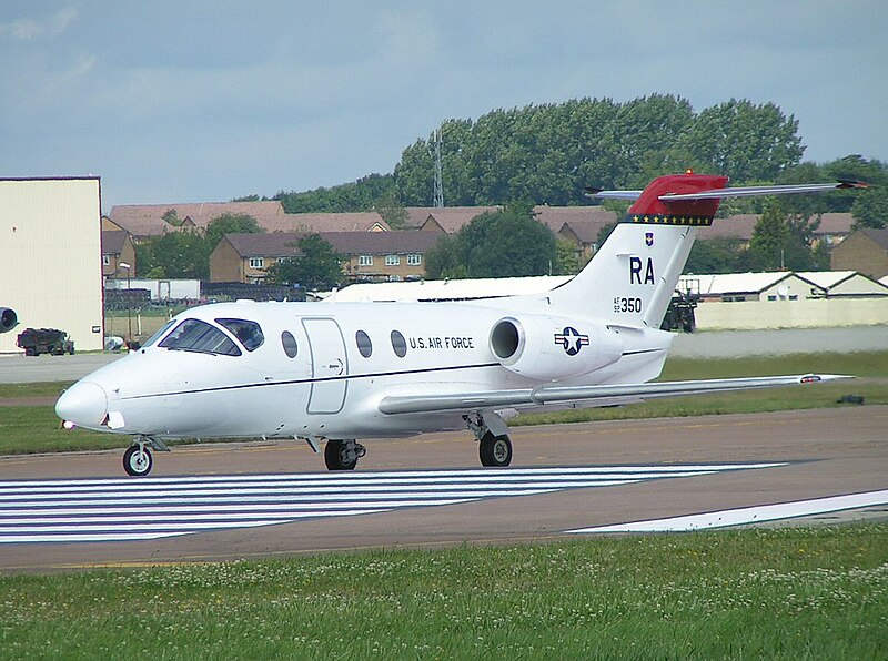 File:Hawker 400 (8105992785).jpg