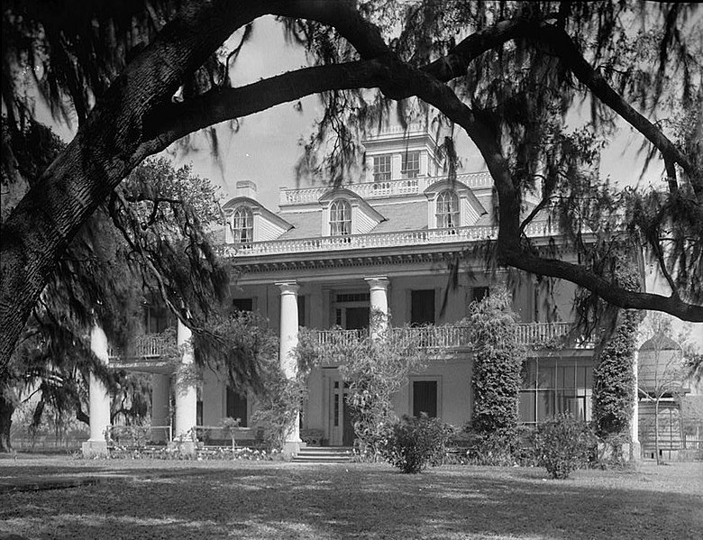 File:Houmas House Plantation 01.jpg