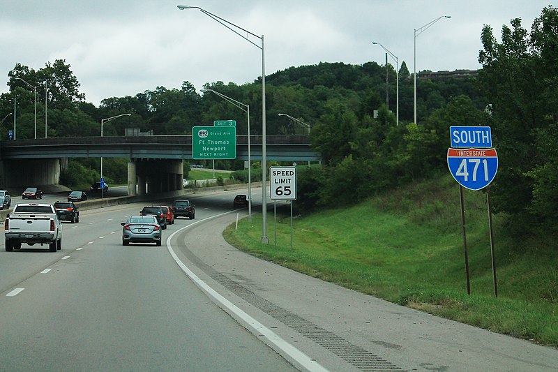 File:I-471 South Sign - MM3 - KY1892 Exit (29872816297).jpg