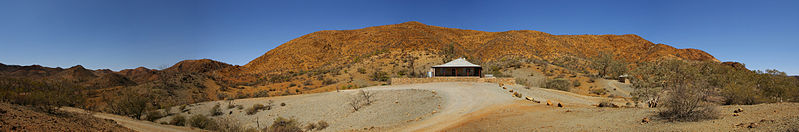 File:IMGP7018 - Grindell's Hut pan - Vulkathunha-Gammon Ranges National Park.jpg