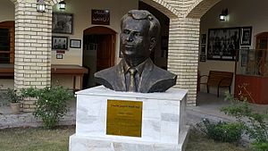 Ibrahim Amin Baldar's statue.jpg