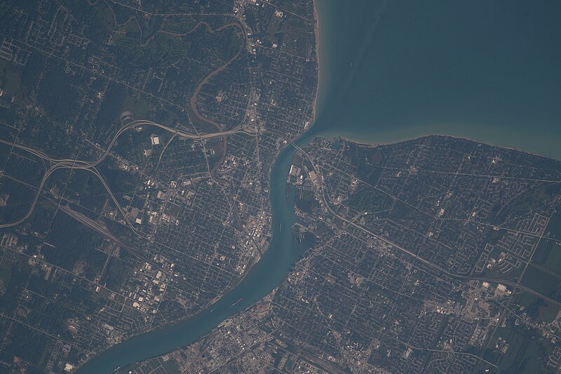 File:Iss069e060965.jpg