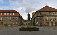 English: The Jean-Paul-Platz in Bayreuth, Germany Deutsch: Der Jean-Paul-Platz mit Jean-Paul-Denkmal in Bayreuth