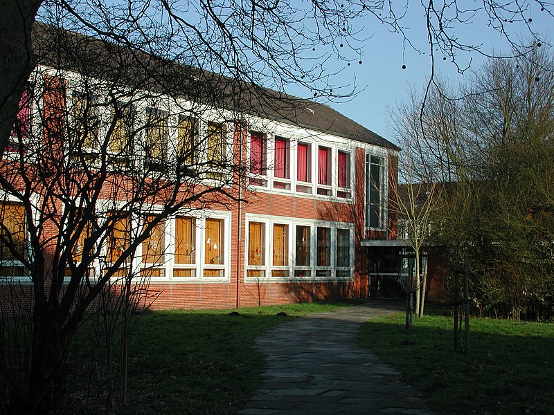 File:Johannes-Althusisus-Gymnasium Emden.JPG