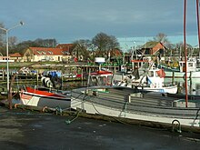 Klintholm Havn, a fishing village on Mon in south-east Denmark Klintholm-havn.JPG