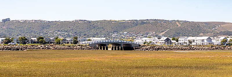 File:Knysna (ZA), Long Street -- 2024 -- 2303.jpg