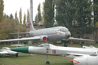 The museum grounds in 2009 Kyiv Aviation Museum 2009 Tu-104.jpg