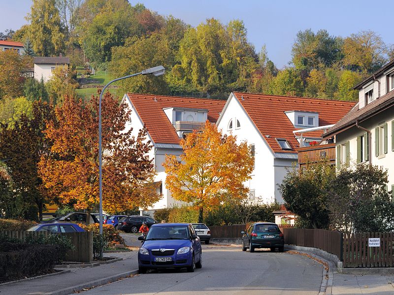 File:Lörrach-Hauingen - Lingertstraße1.jpg