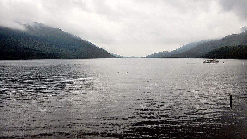 File:Loch Lomond (24745030408).jpg