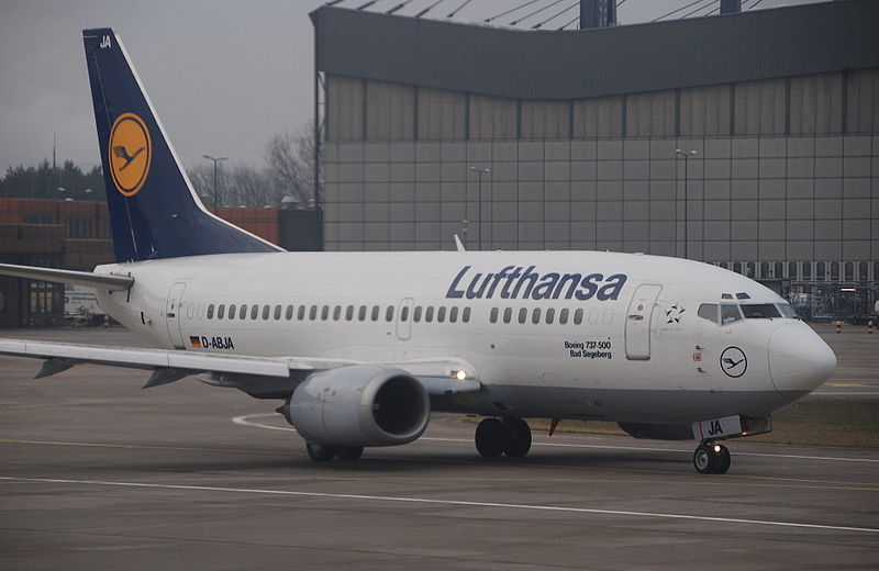 File:Lufthansa Boeing 737-500, D-ABJA@TXL,11.12.2009-559ag - Flickr - Aero Icarus.jpg