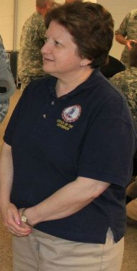 Marla Graff Decker (cropped).jpg