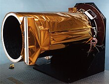 The Mars Orbiter Camera was in orbit around Mars between 1997 and 2006 (narrow-angle camera inside the cylinder, the two wide-angle cameras attached on the front area) Mars Observer - MOC2 cb.jpg