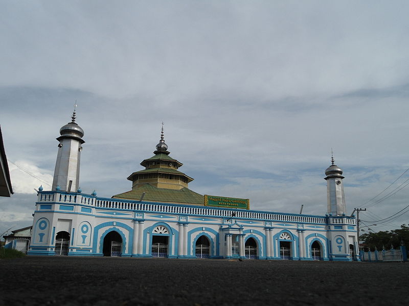 File:Masjid Raya Ganting September 2013.JPG