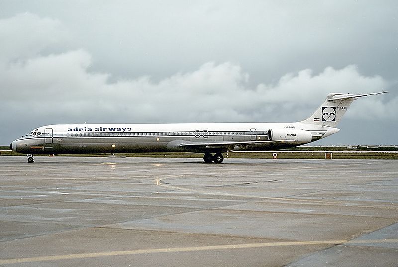 File:McDonnell Douglas MD-82 (DC-9-82), Adria Airways AN0978557.jpg