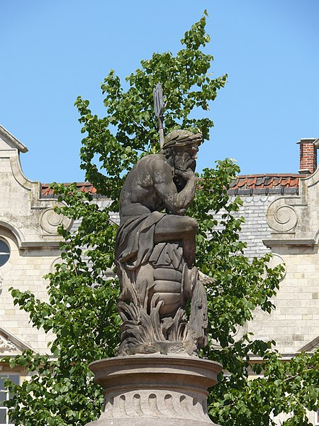 File:Mechelen Neptunus.jpg