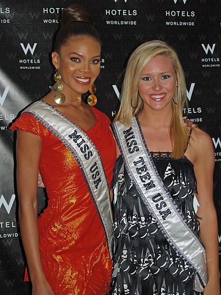 File:Miss USA Crystle Stewart and Miss Teen USA Stevi Perry at Mercedes-Benz Fashion Week.jpg