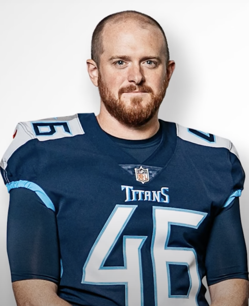 File:Morgan Cox Titans 2021.png