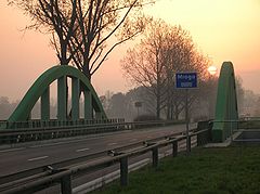 Most na Mrodze w Głownie – widok w stronę Łowicza