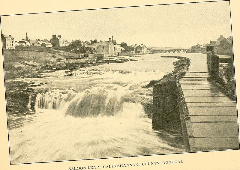 File:On an Irish jaunting-car through Donegal and Connemara (1902) (14595068359).jpg