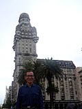 Thumbnail for File:Palacio Salvo Plaza Independencia Montevidéo Uruguay - panoramio.jpg