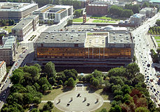 Vista aérea del Palacio de la República en 2003