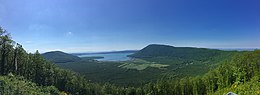 Vedere panoramică pe Lago di Vico.jpg