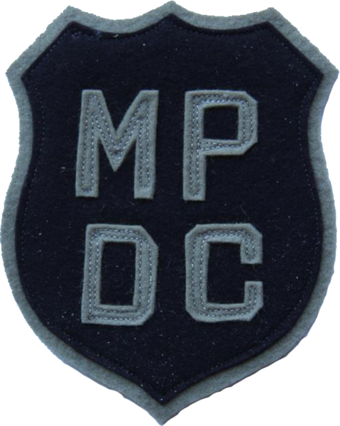 File:Patch of the Metropolitan Police Department of the District of Columbia (1940).png