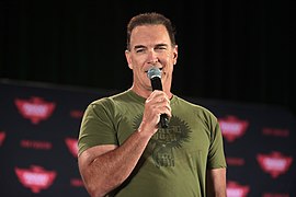 Patrick Warburton (52113302464).jpg