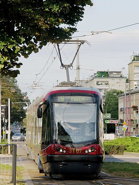 File:Pesa 120N 3107, tram line 9, Warsaw, 2009.jpg