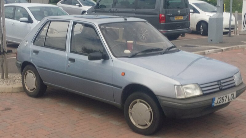 File:Peugeot 205 GR 1.4 (1992) (35129957365).jpg