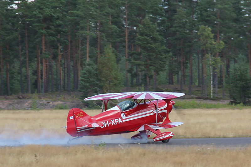 File:Pitts S-1 Special OH-XPA Oripää Airshow 2013 10.jpg