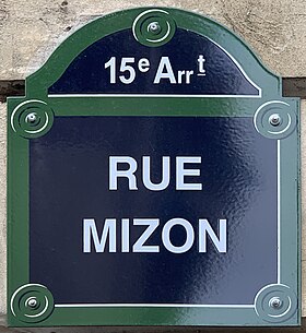 Voir la plaque.