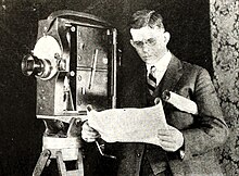 William Van Doren Kelley and his invention, the Prizma color camera. Prizma Color Camera.jpg