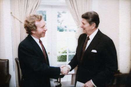 Lieberman with President Ronald Reagan in 1984