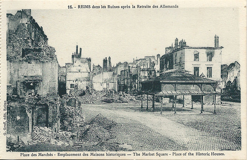File:Reims-FR-51-place des Marchés-en ruine-A.jpg