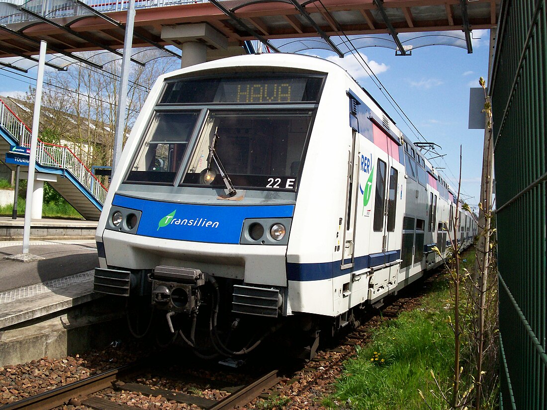 RER E