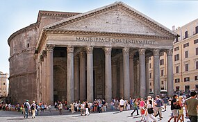 Rome Pantheon front.jpg