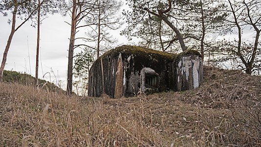 Bunker v Gajaroch autor: Peter Lukáč