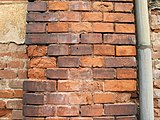 Čeština: Cihlový dům v Rosické ulici v Brně. English: Brick house in Rosická Street in Brno.