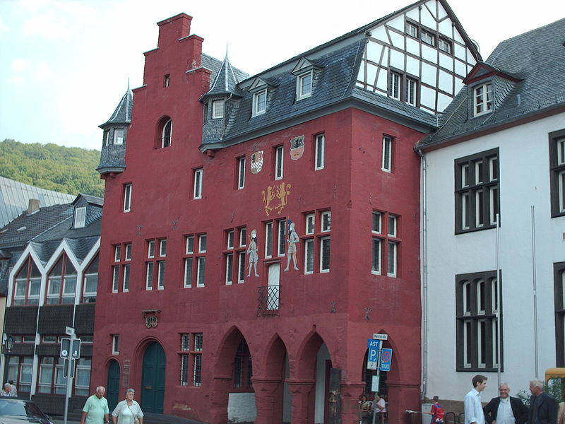 File:Rotes Rathaus Bad Münstereifel.jpg