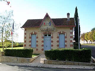 <span class="mw-page-title-main">Saint-Genis-du-Bois</span> Commune in Nouvelle-Aquitaine, France