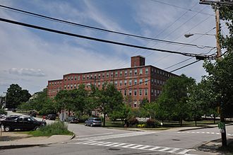 The factory in 2014 SouthBerwickME CummingsShoeFactoryBuilding.jpg