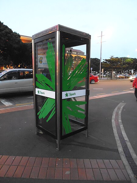 File:Spark New Zealand Phonebooth.JPG