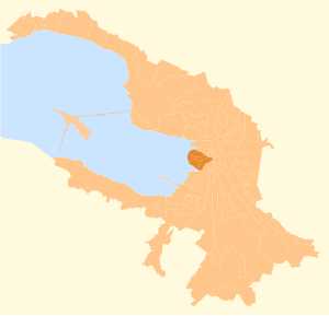 Location of the island in the urban area (dark picture)