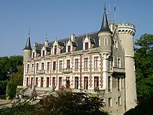 St-florent-sur-cher-town hall-facade01.jpg