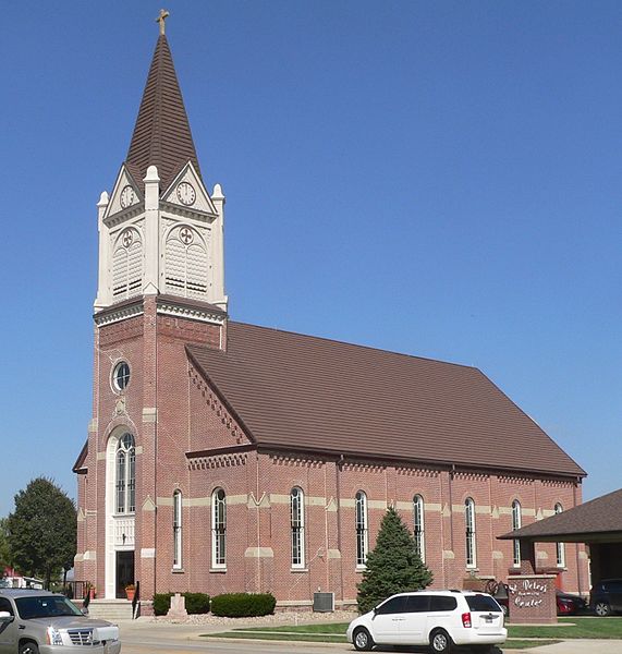 File:St. Peter's, Jefferson SD, from S 2.JPG