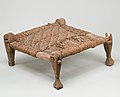 Banqueta baixa, asento tecido. Exipto (1991–1450 a. C.)