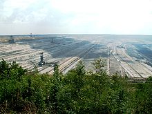 Der Tagebau Hambach vom Aussichtspunkt bei Elsdorf-Angelsdorf gesehen